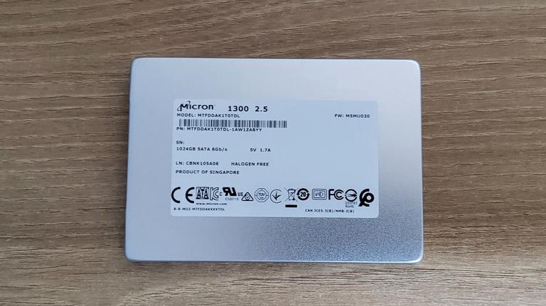 Micron 1300 1TB