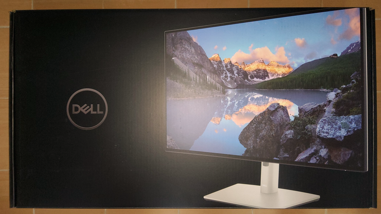 Dell Ultrasharp U2723QE